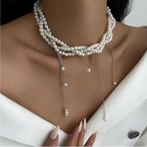 Ivory Muse Pearl Drip Choker